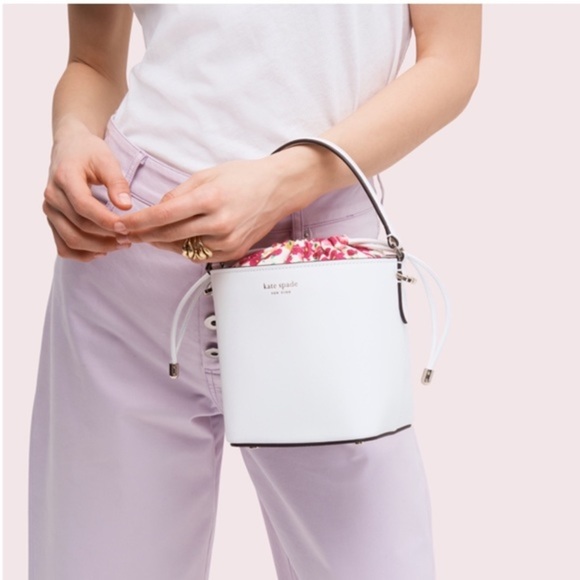 Kate Spade Pippa Small White Bucket Bag, NWT - Picture 2 of 4